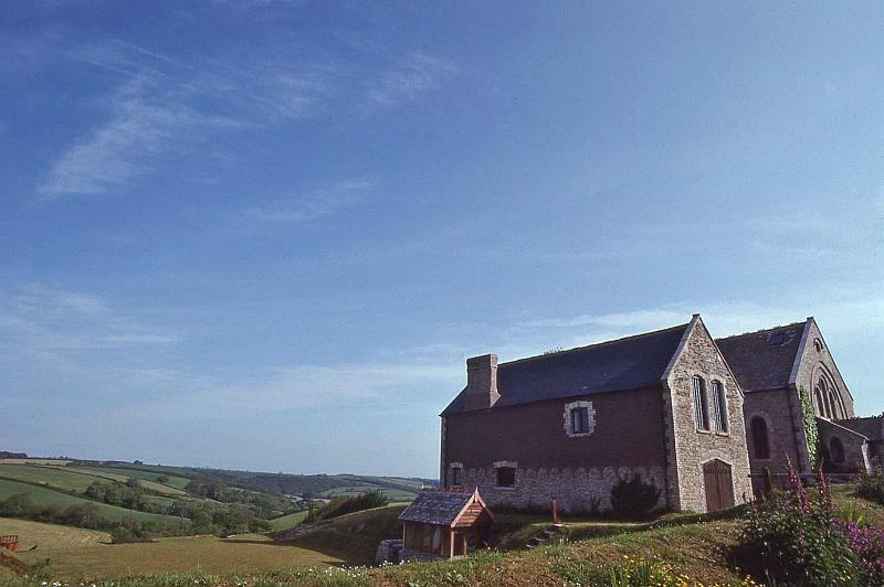 WT 2700 330-34 UK 1992-1 Cornwall.jpg